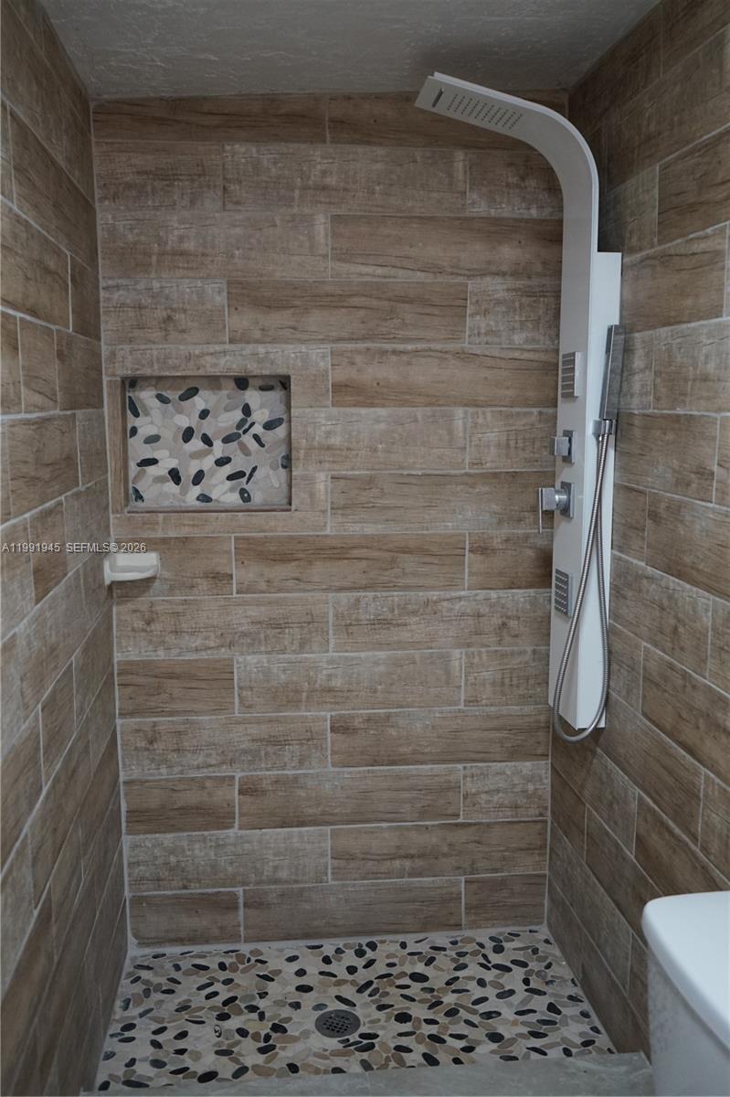 12455 Southwest 185th Terrace Miami, FL 33177 - Photo 28 of 46