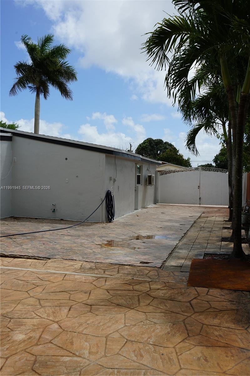 12455 Southwest 185th Terrace Miami, FL 33177 - Photo 40 of 46