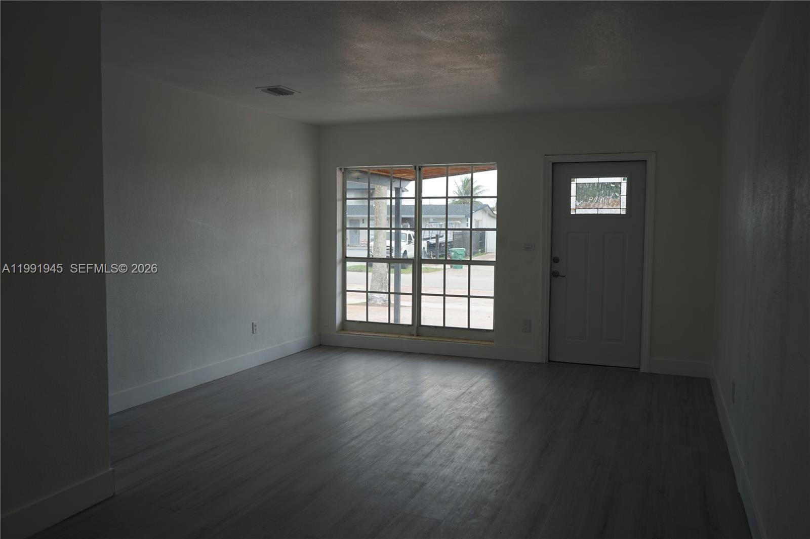 12455 Southwest 185th Terrace Miami, FL 33177 - Photo 9 of 46