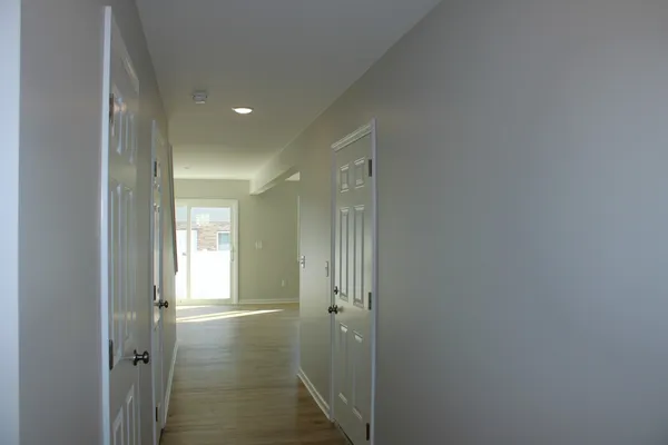 $2,000 | 105 East Division Street, Unit 105, Manteno, IL 60950