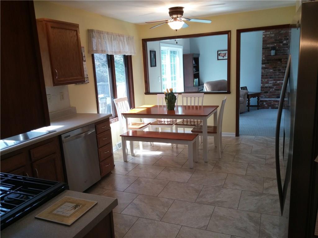 390 Richard Road Wexford, PA 15090 - Photo 4 of 21 Kitchen opens to family room