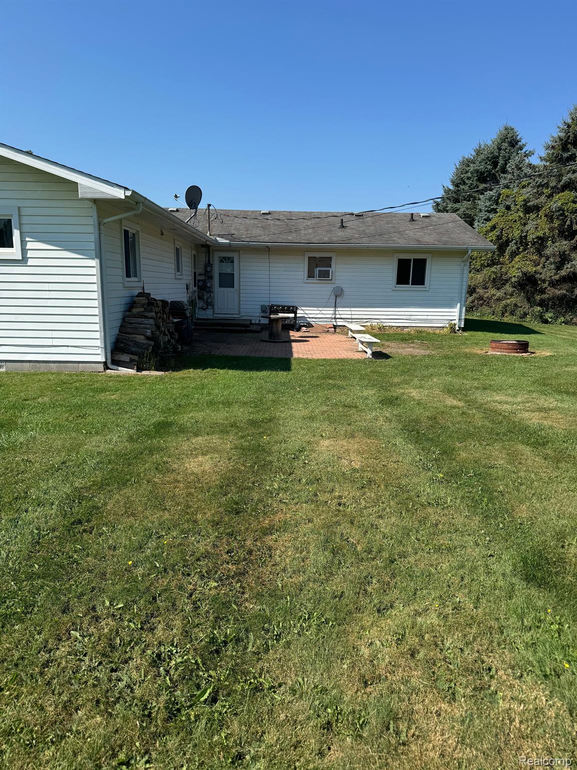 6025 Brophy Road Howell, MI 48855 - Photo 17 of 32 Gallery Image 17