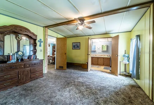 $170,000 | 24031 Armadillo Road, Astor, FL 32102