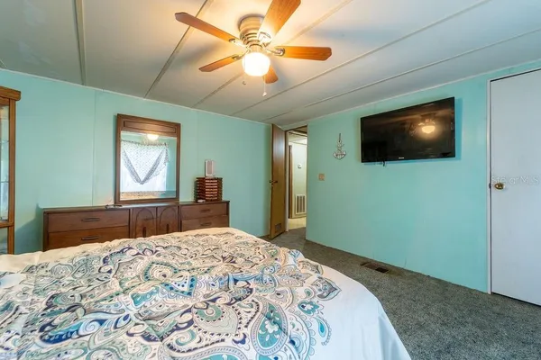 $170,000 | 24031 Armadillo Road, Astor, FL 32102