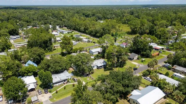 $195,000 | 24031 Armadillo Road, Astor, FL 32102