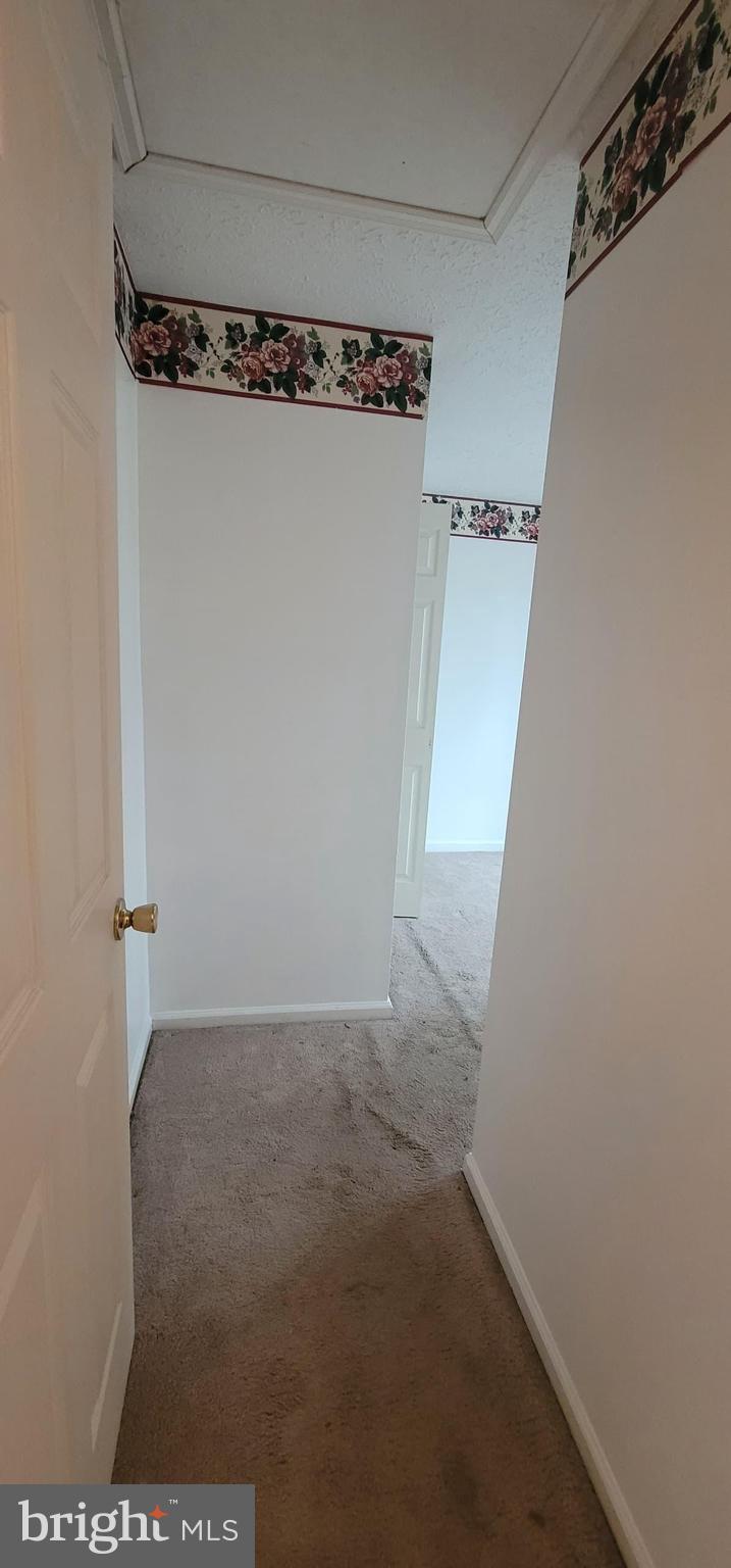 11038 Outpost Drive North Potomac, MD 20878 - Photo 16 of 39 second bedroom