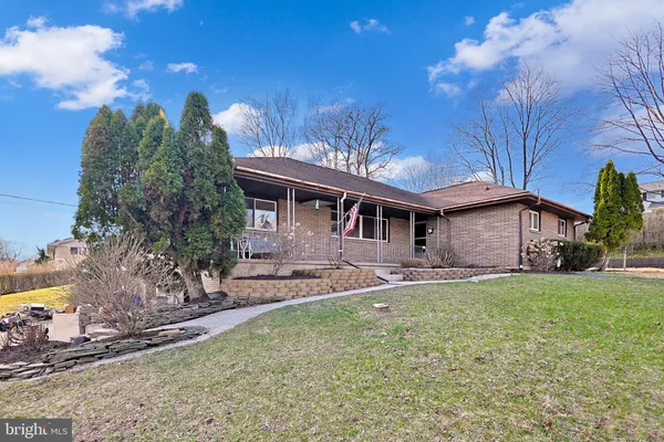 $415,000 | 7 Ardmore Avenue, Tamaqua, PA 18252