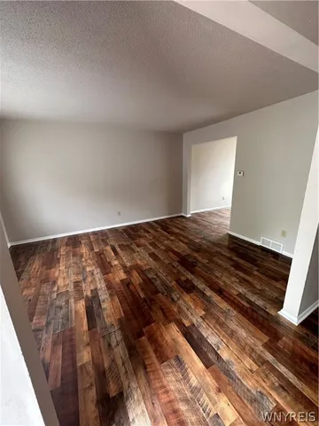 $999,000 | 3055 McKinley Parkway, Hamburg, NY 14219