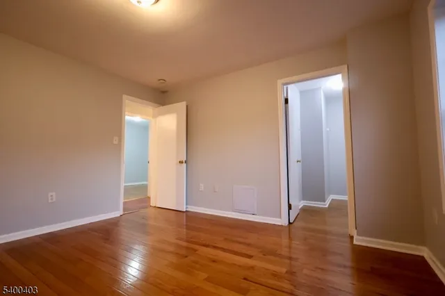 $2,900 | 124 Dickerson Street, Newark, NJ 07107