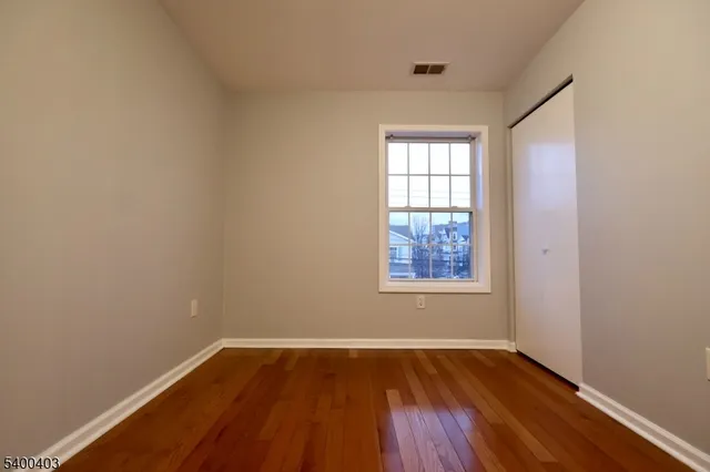 $2,900 | 124 Dickerson Street, Newark, NJ 07107