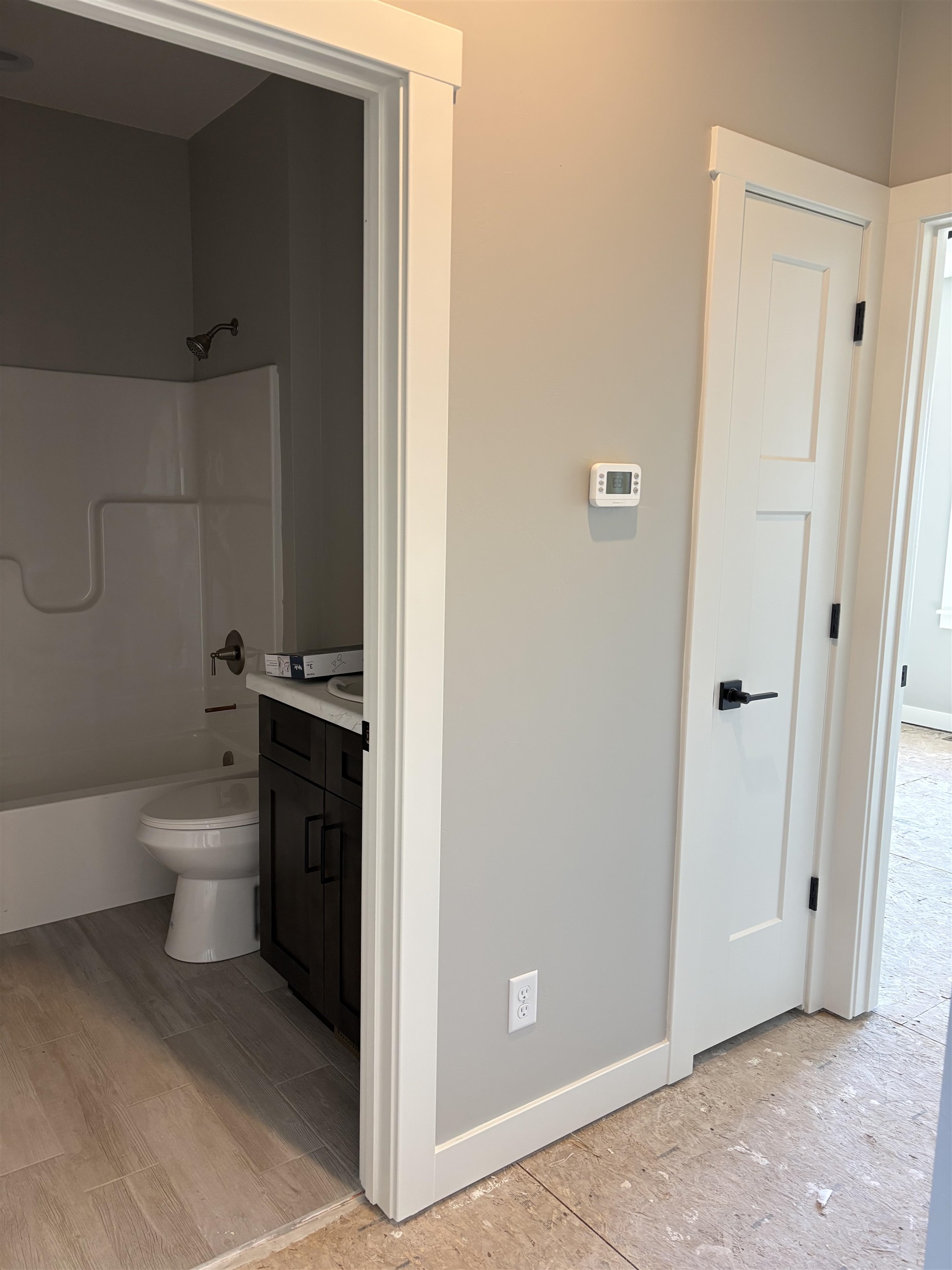N8843 Killarney Way Menasha, WI 54952 - Photo 19 of 28