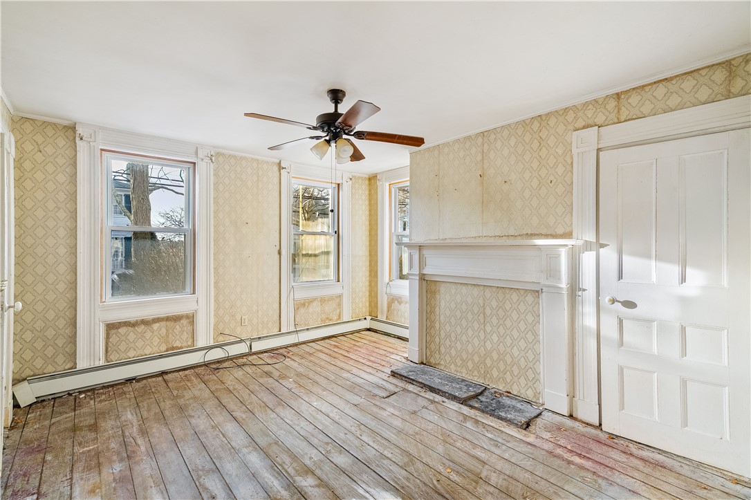 694 Hope Street Bristol, RI 02809 - Photo 11 of 32