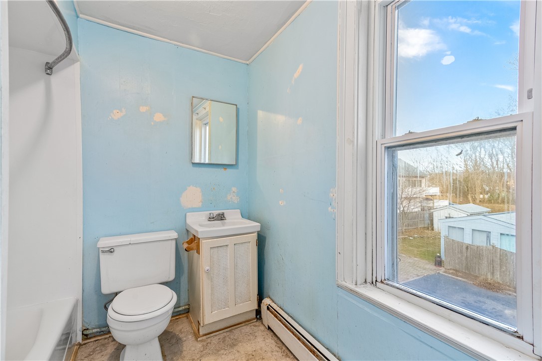 694 Hope Street Bristol, RI 02809 - Photo 22 of 32