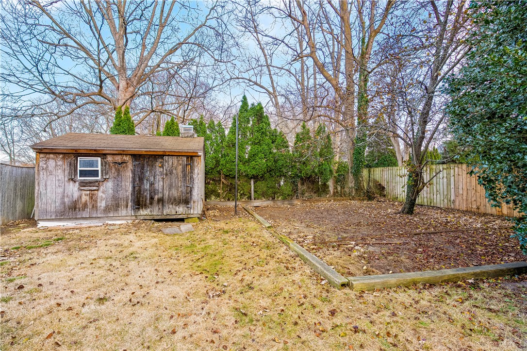 694 Hope Street Bristol, RI 02809 - Photo 30 of 32