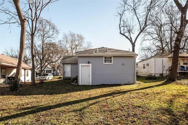 $170,000 | 1612 South Harris Avenue, Independence, MO 64052