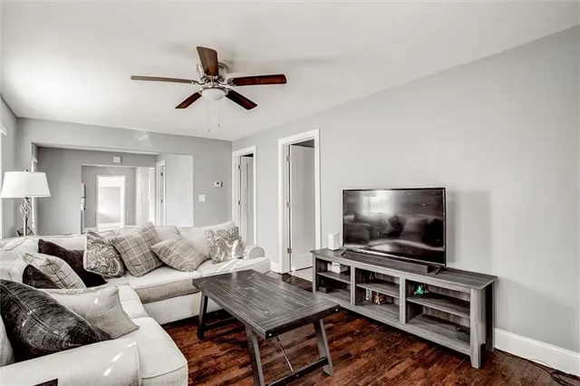 $170,000 | 1612 South Harris Avenue, Independence, MO 64052