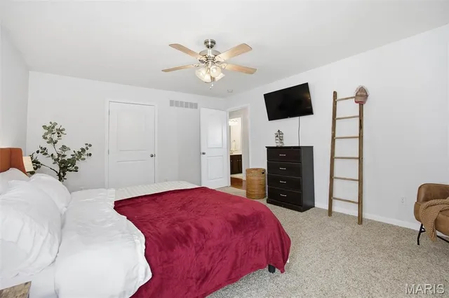 $285,000 | 129 Jefferson Drive, Breese, IL 62230