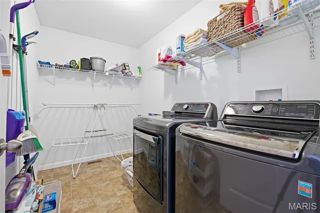 $285,000 | 129 Jefferson Drive, Breese, IL 62230