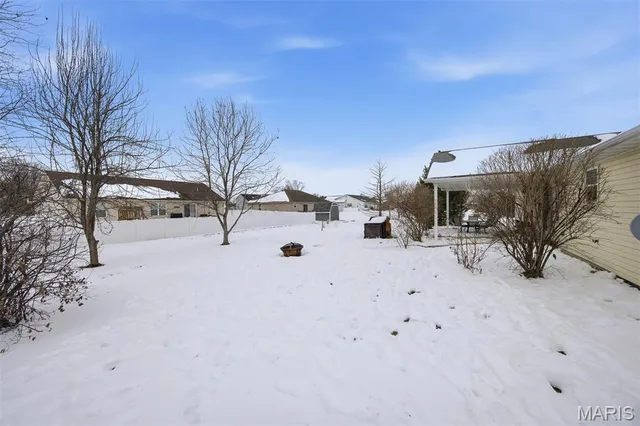 $285,000 | 129 Jefferson Drive, Breese, IL 62230