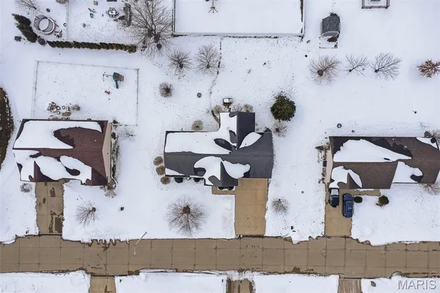 $285,000 | 129 Jefferson Drive, Breese, IL 62230