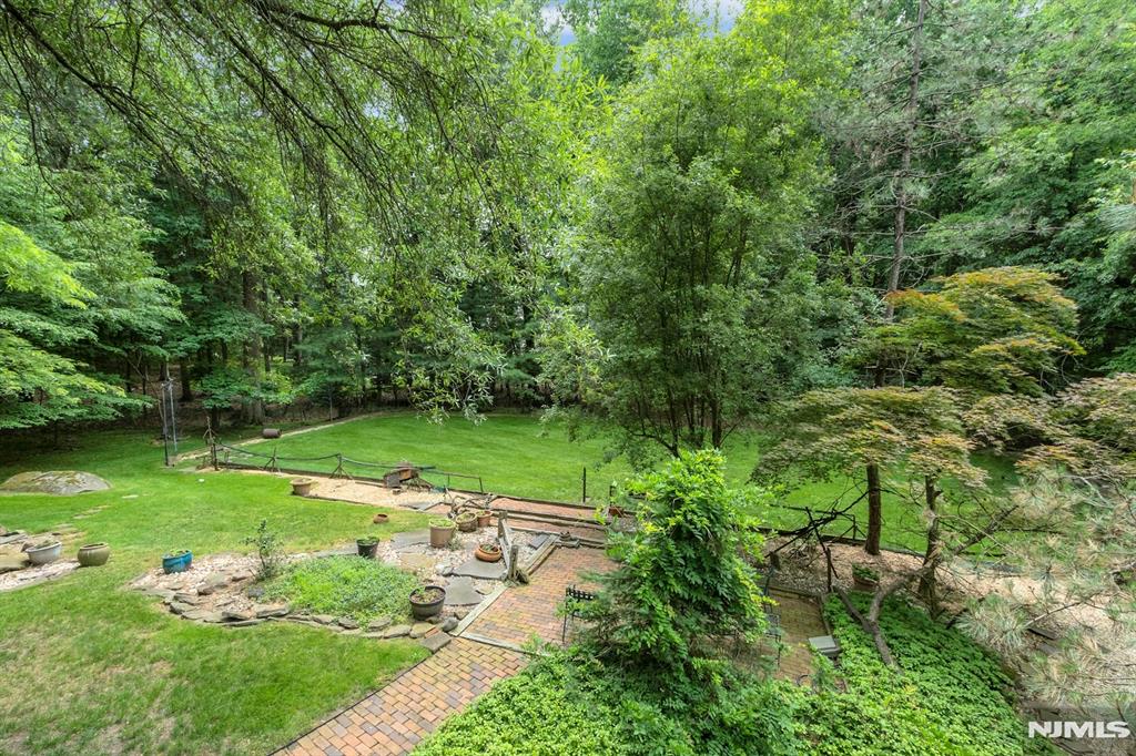 34 Cambridge Way Alpine, NJ 07620 - Photo 47 of 48