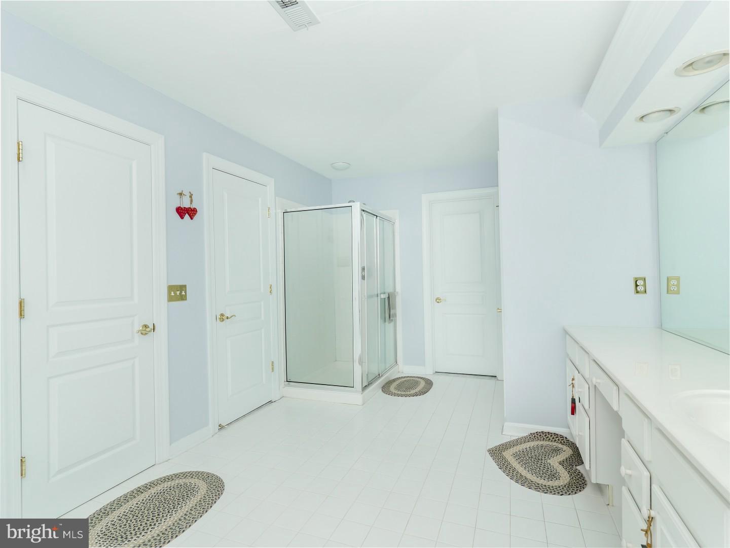 8 Eagleton Farm Road Newtown, PA 18940 - Photo 21 of 46 Master Bathroom