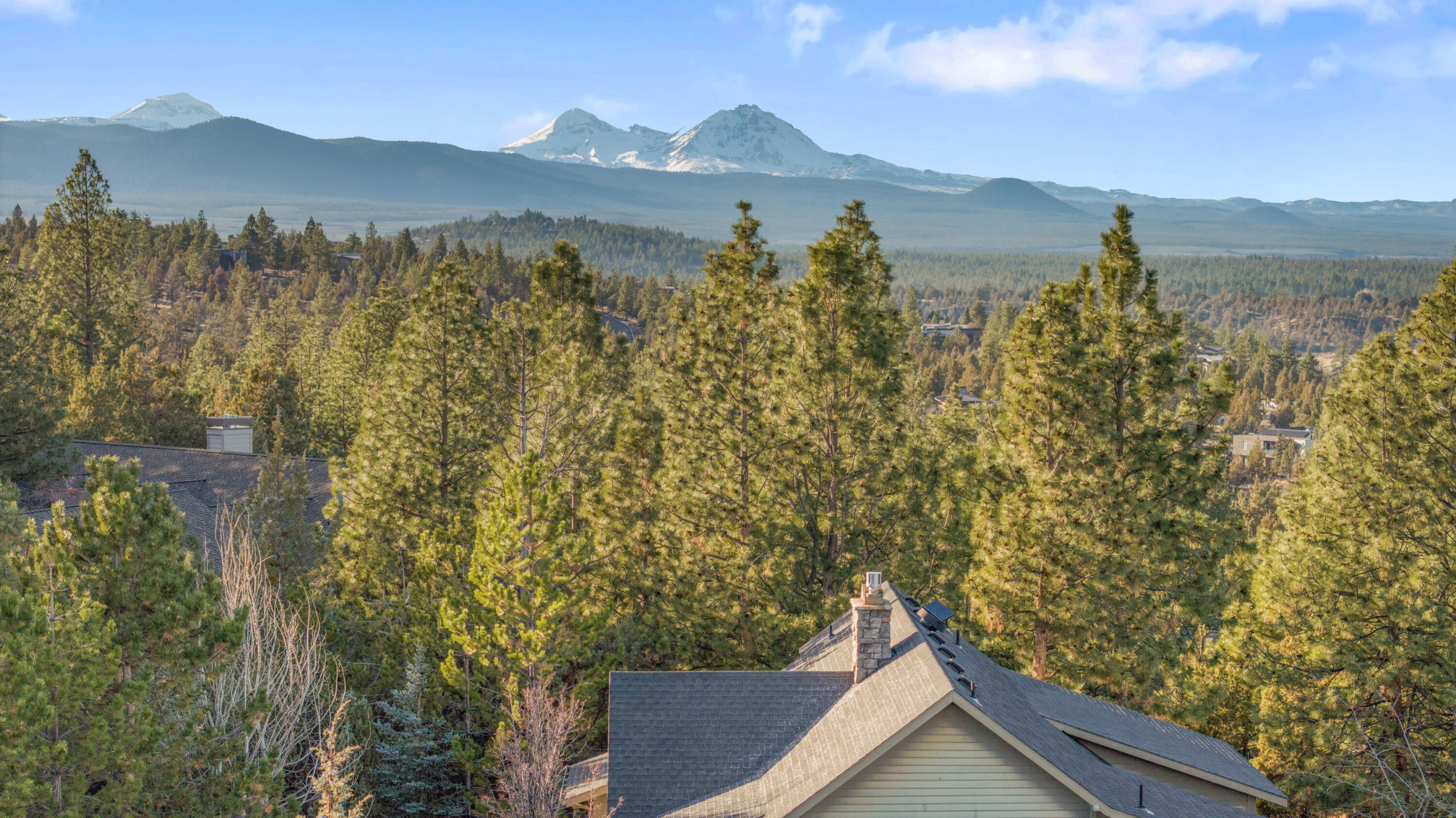 3645 Northwest Falcon Ridge Bend, OR 97703 - Photo 45 of 49 43