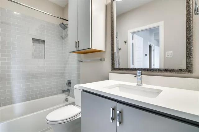 $725,000 | 4275 Boyer Place, Dallas, TX 75219