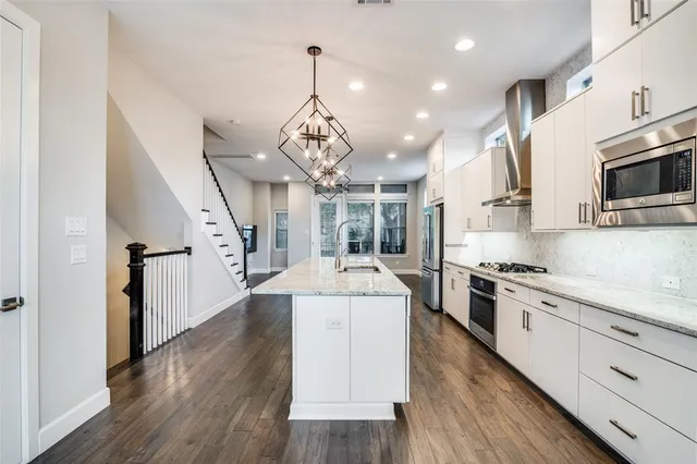 $725,000 | 4275 Boyer Place, Dallas, TX 75219