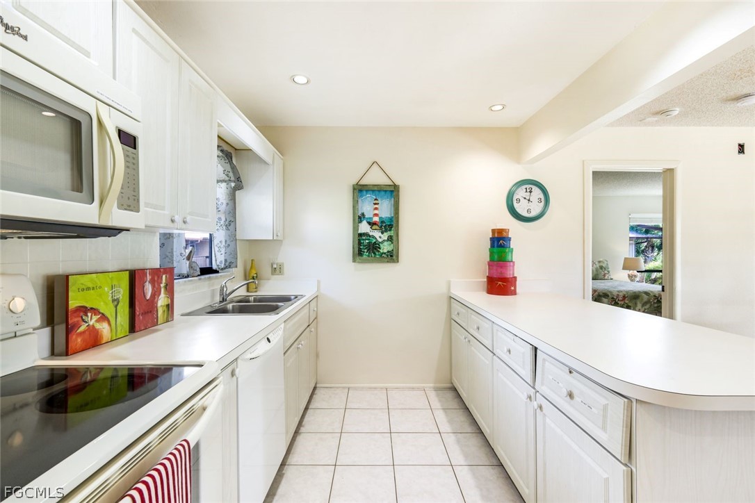 5117 Sea Bell Road, Unit A201 Sanibel, FL 33957 - Photo 9 of 37