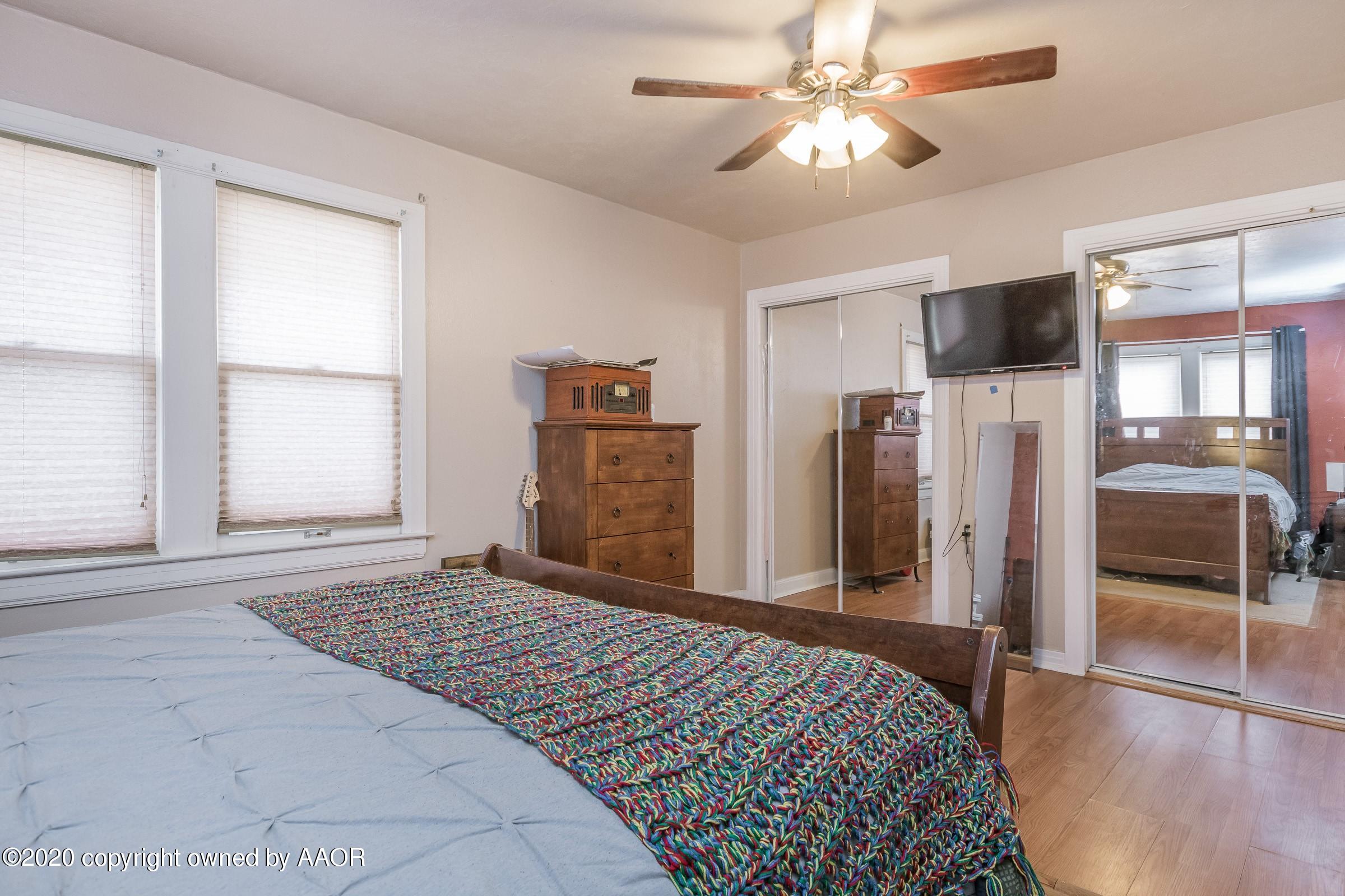 4611 Southwest 16th Avenue Amarillo, TX 79106 - Photo 15 of 23 015_2nd Bedroom-2