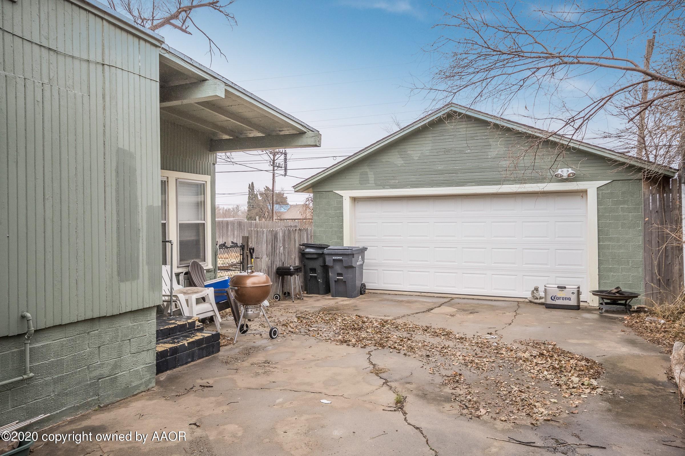 4611 Southwest 16th Avenue Amarillo, TX 79106 - Photo 22 of 23 023_Garage