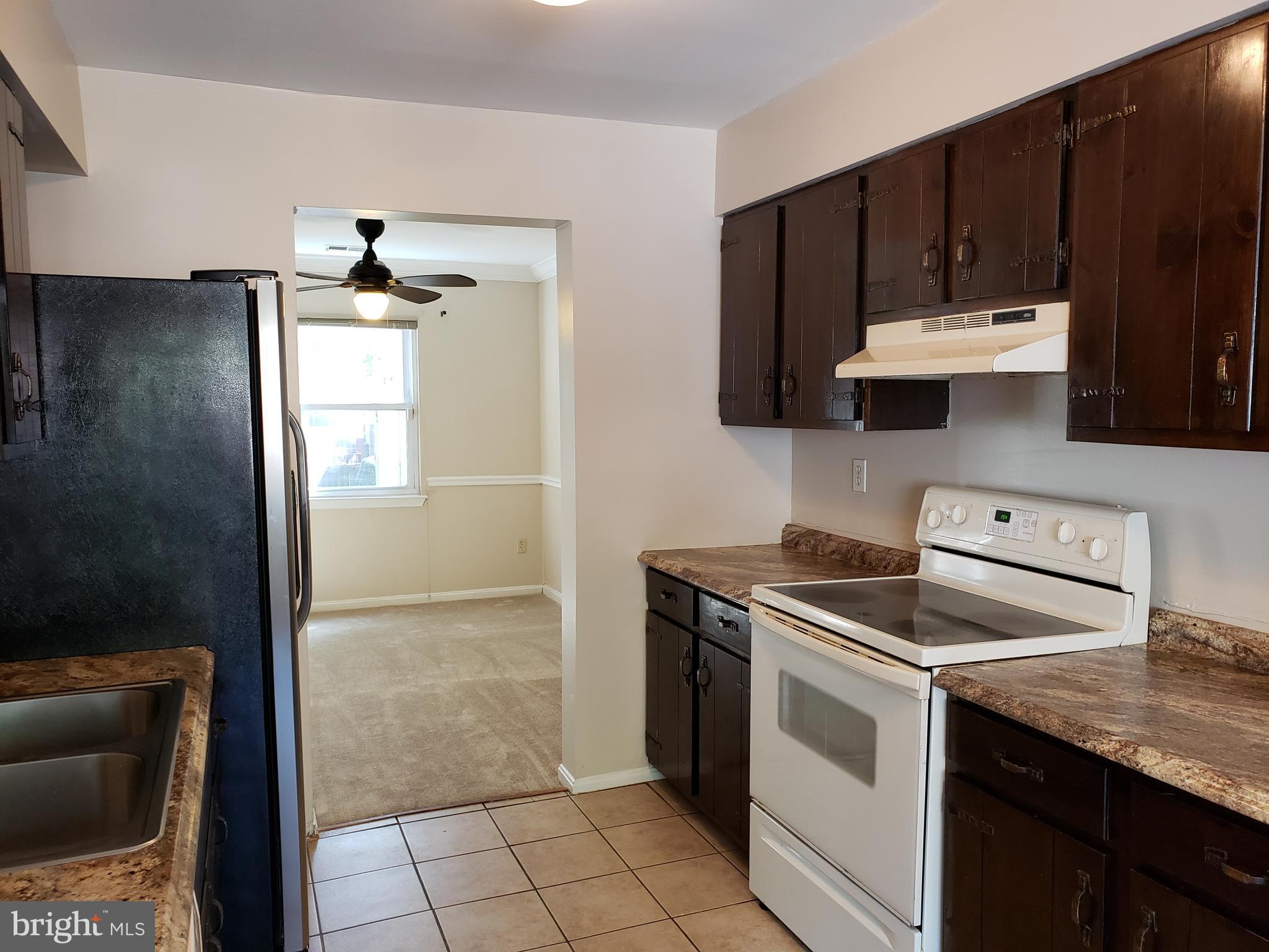 3361 Ryon Court Waldorf, MD 20601 - Photo 5 of 17 Kitchen