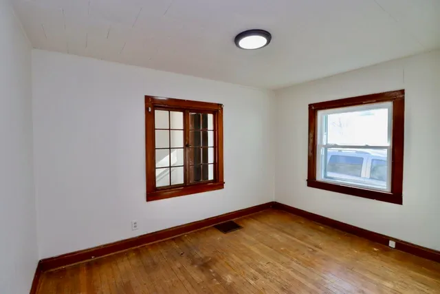 $129,990 | 1733 West Grand Avenue, Beloit, WI 53511