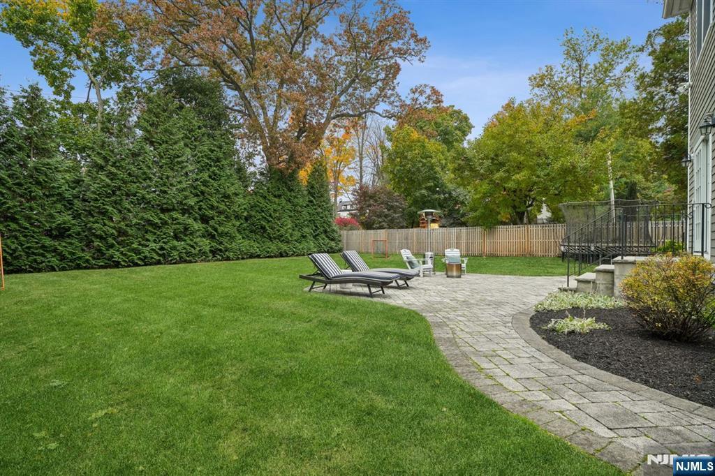 9 Mt Vernon Road Montclair, NJ 07043 - Photo 36 of 46 a garden view with a seating space