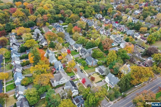 $1,899,000 | 9 Mt Vernon Road, Montclair, NJ 07043