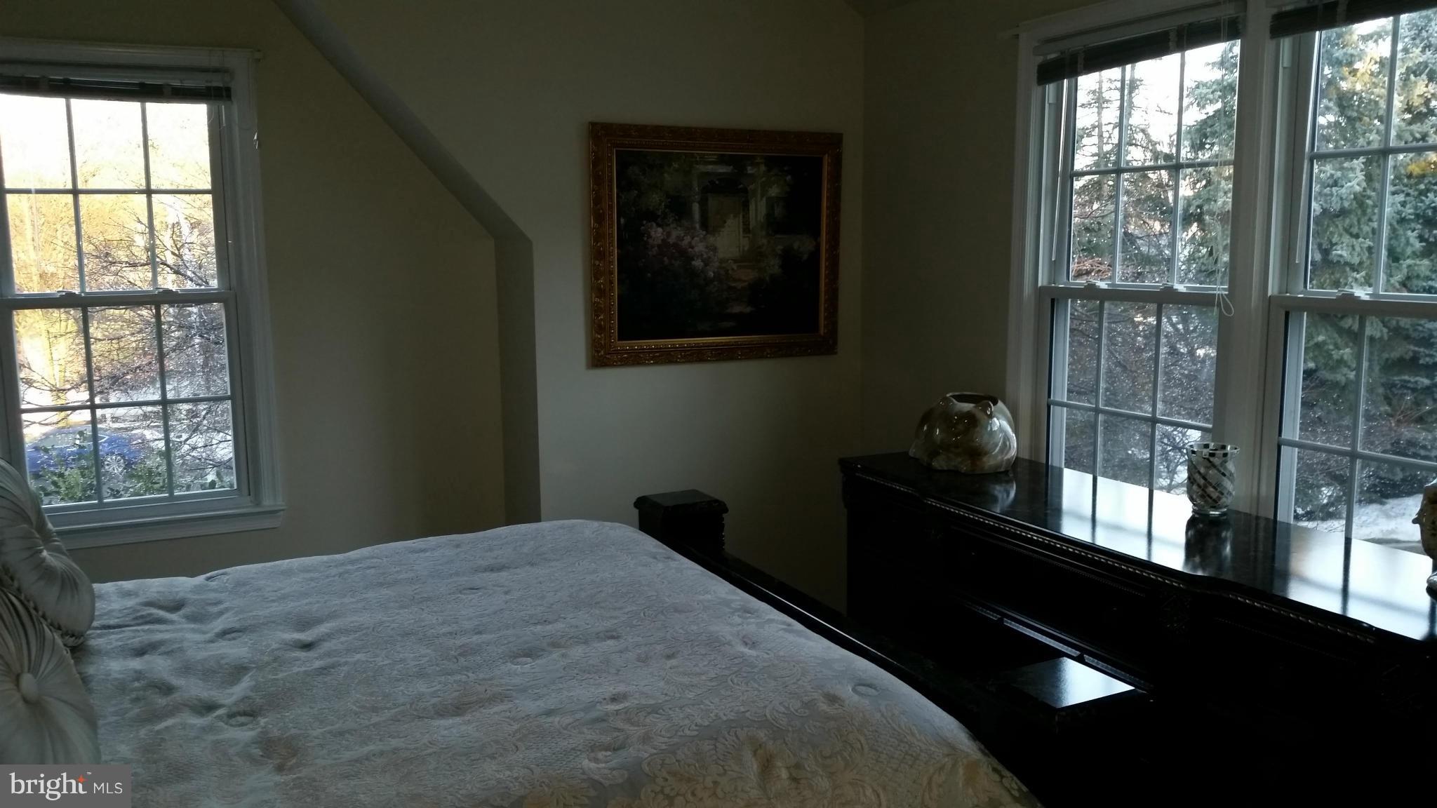 4 Oxley Square Road Gaithersburg, MD 20877 - Photo 10 of 13 Bedroom 1
