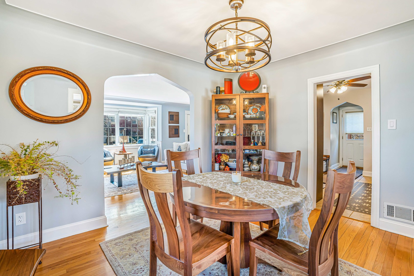 454 Longcommon Road Riverside, IL 60546 - Photo 12 of 32