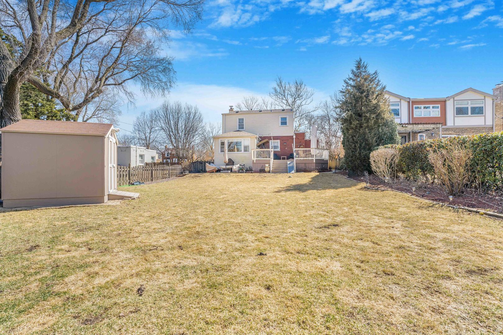 454 Longcommon Road Riverside, IL 60546 - Photo 24 of 32