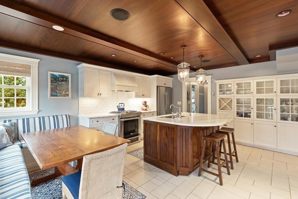 34 Flint Street Marblehead, MA 01945 - Photo 14 of 42