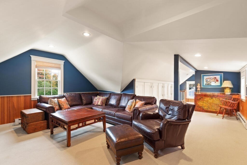 34 Flint Street Marblehead, MA 01945 - Photo 32 of 42