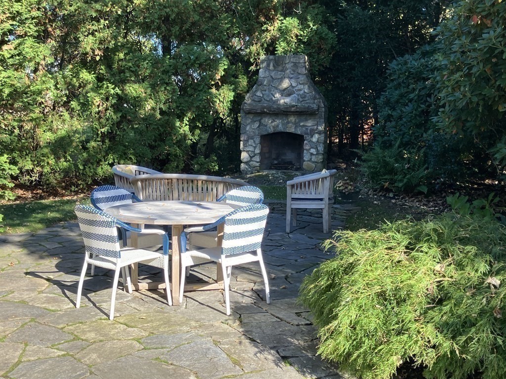 34 Flint Street Marblehead, MA 01945 - Photo 40 of 42