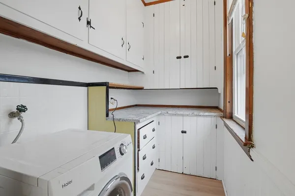 $2,100 | 34 King Philip Road, Unit 2, Worcester, MA 01606