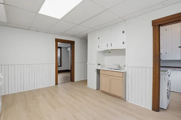 $2,100 | 34 King Philip Road, Unit 2, Worcester, MA 01606