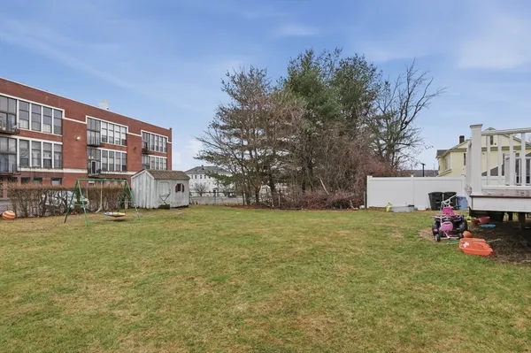 $2,100 | 34 King Philip Road, Unit 2, Worcester, MA 01606