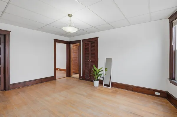 $2,100 | 34 King Philip Road, Unit 2, Worcester, MA 01606