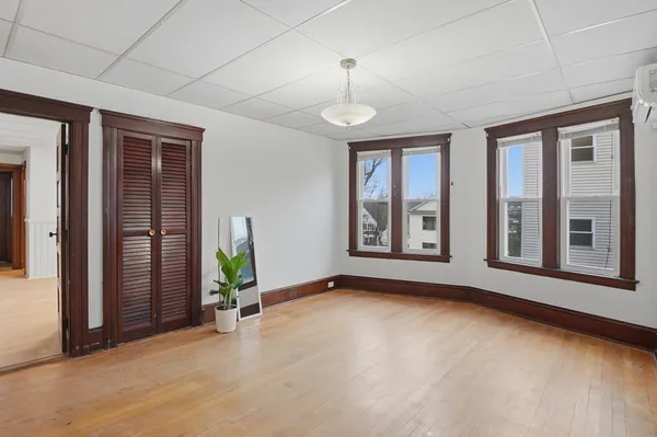 $2,100 | 34 King Philip Road, Unit 2, Worcester, MA 01606