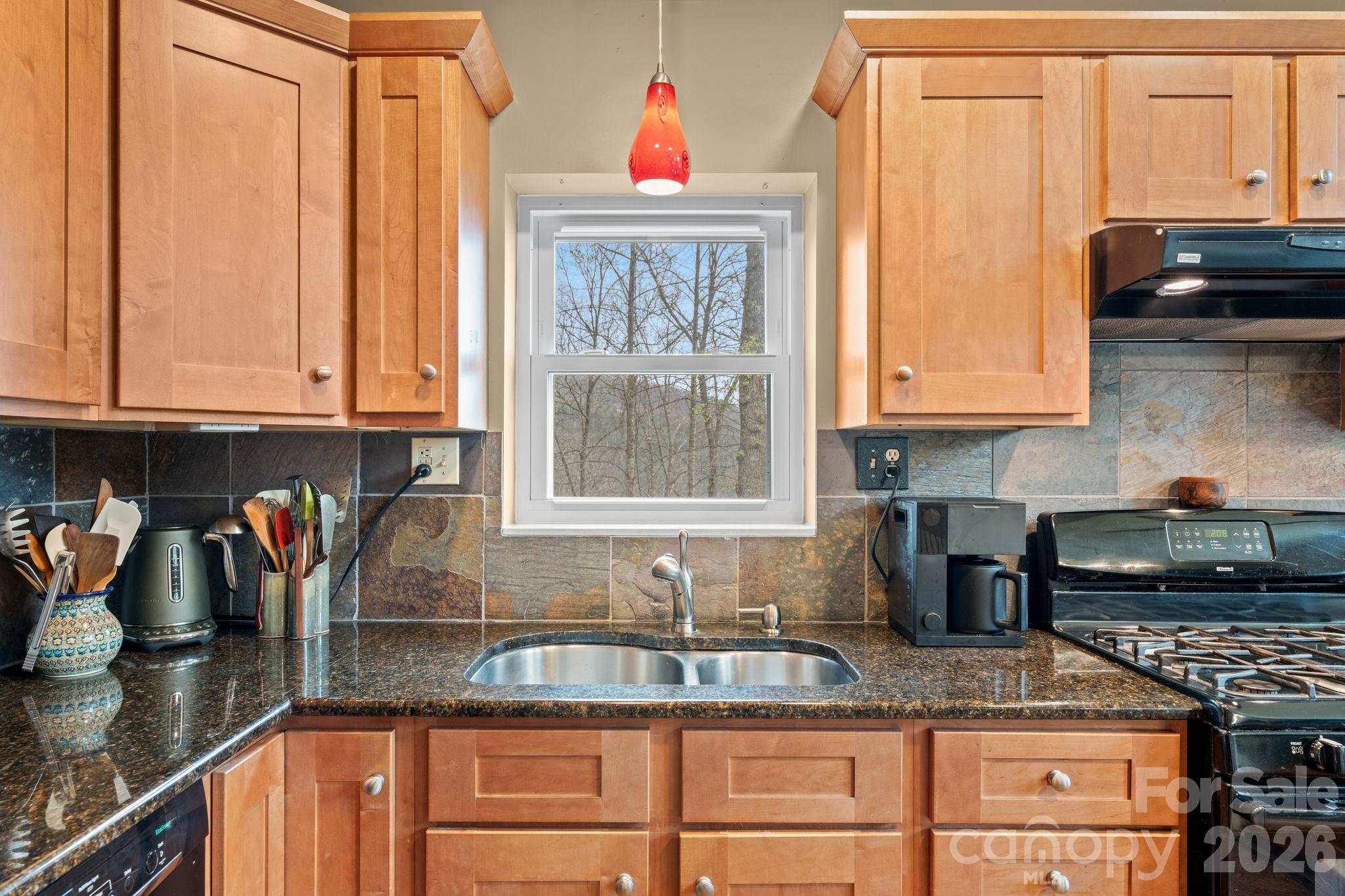 108 Hickory Forest Road Fairview, NC 28730 - Photo 10 of 33