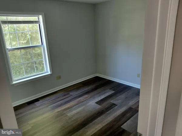 $1,895 | 217 Mimosa Avenue, Colonial Beach, VA 22443