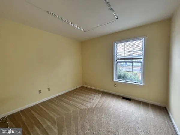 $2,000 | 217 Mimosa Avenue, Colonial Beach, VA 22443